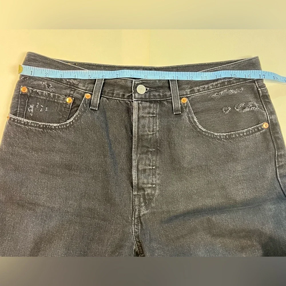 Levis 501 Original Fit Distressed‎ Faded Black Straight Leg Jeans Mens 31x30 EUC